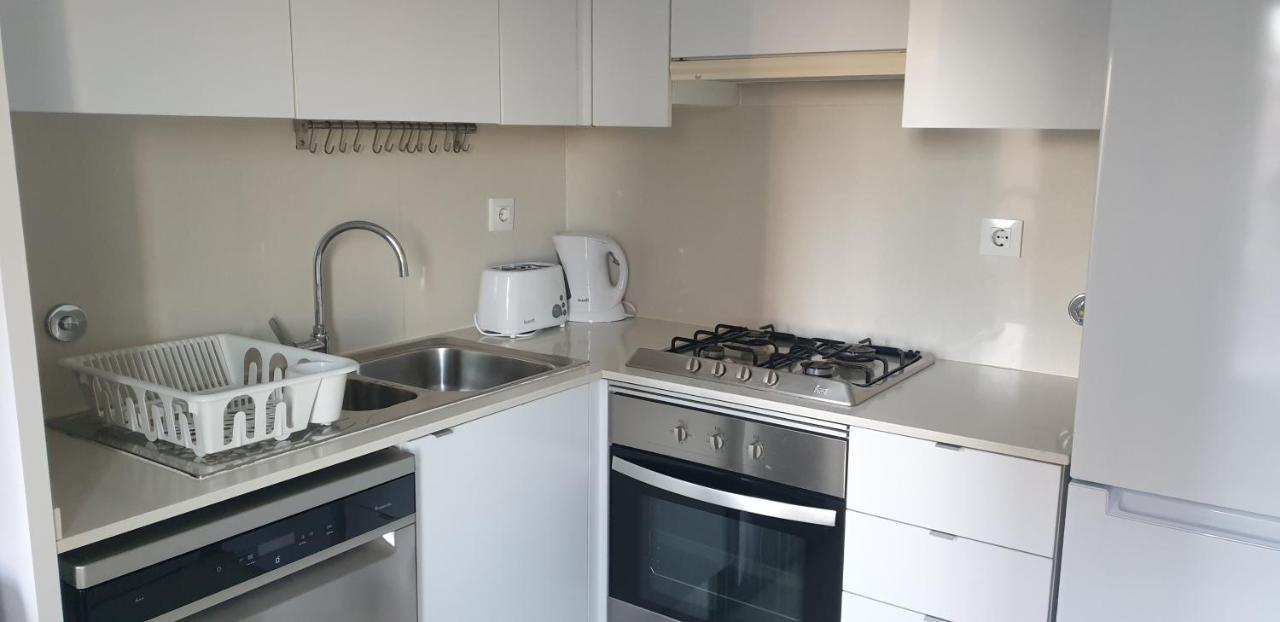 5Min Walk From Subway Station & Free Parking Apartment Lisbon Exterior photo